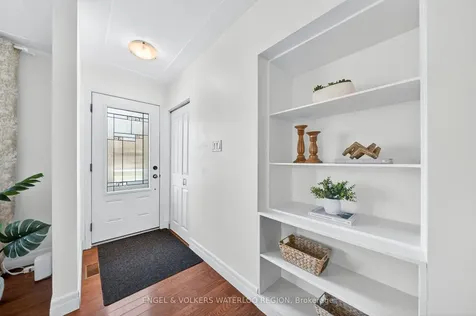 180 Murdock Avenue Waterloo ON N2J 2M5