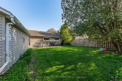 180 Murdock Avenue Waterloo ON N2J 2M5
