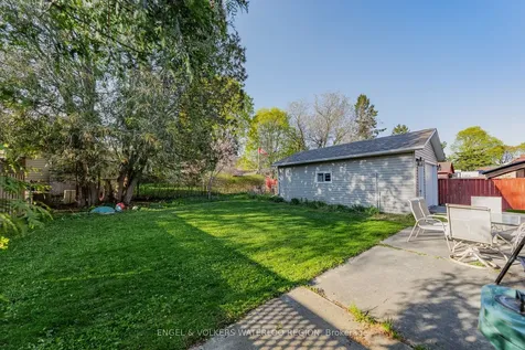 180 Murdock Avenue Waterloo ON N2J 2M5