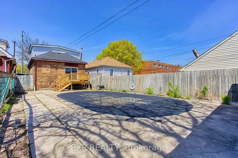292 Fairfield Avenue Hamilton ON L8H 5H6