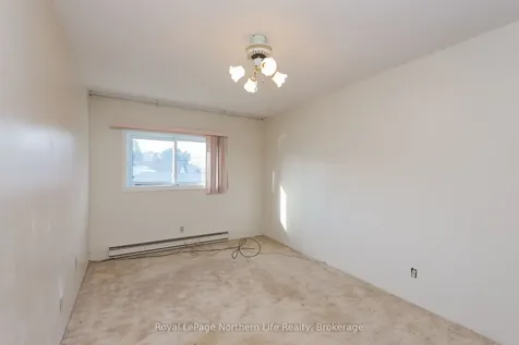 122 Giroux Street North Bay ON P1B 7Y7