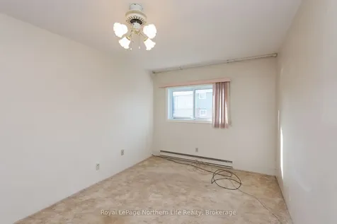 122 Giroux Street North Bay ON P1B 7Y7