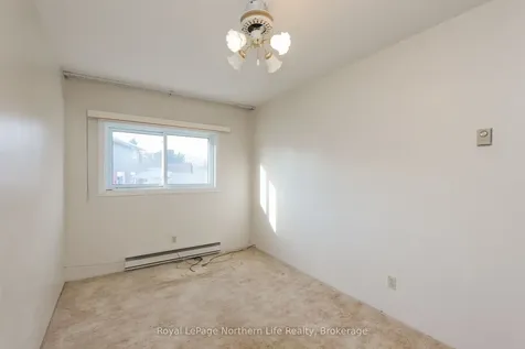 122 Giroux Street North Bay ON P1B 7Y7