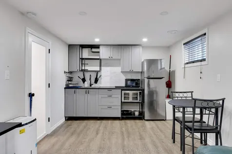 19 Westdale Avenue Kingston ON K7L 4S1