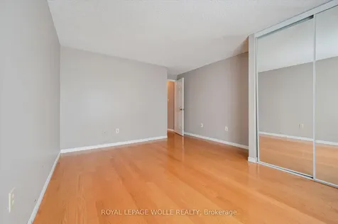 496 Beechwood Drive Waterloo ON N2T 2C4