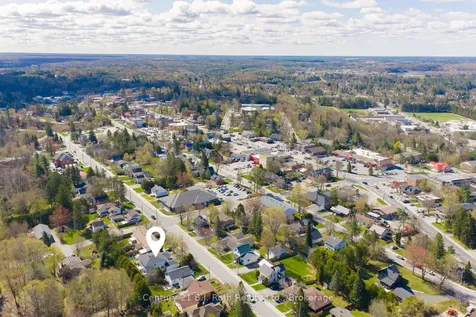 275 Hiram Street Bracebridge ON P1L 1R7