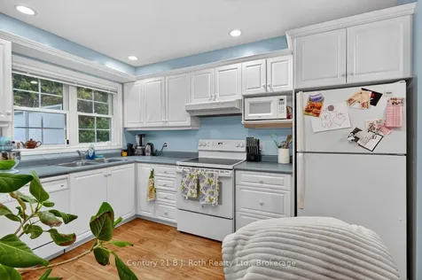 275 Hiram Street Bracebridge ON P1L 1R7