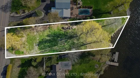 12570 Loyalist Parkway Prince Edward County ON K0K 2T0