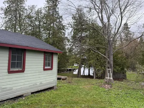 8 Sturgeon Glen Road Kawartha Lakes ON K0M 1N0