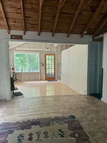 8 Sturgeon Glen Road Kawartha Lakes ON K0M 1N0