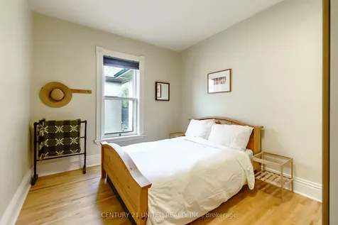585 Homewood Avenue Peterborough ON K9H 2N4