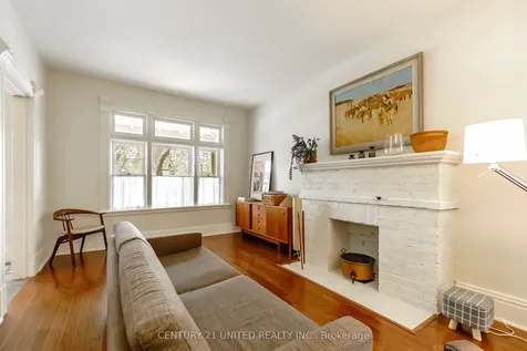 585 Homewood Avenue Peterborough ON K9H 2N4