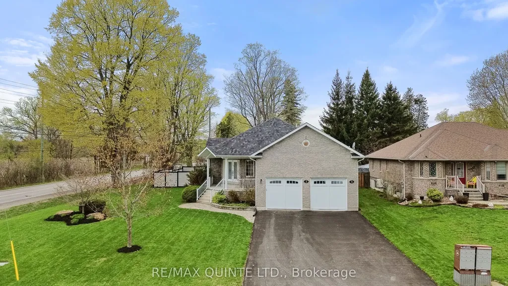 2 Applecrest Lane Quinte West ON K8V 5P4