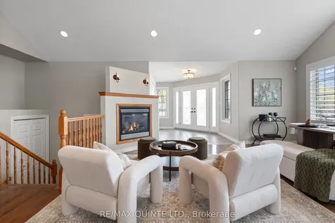 2 Applecrest Lane Quinte West ON K8V 5P4