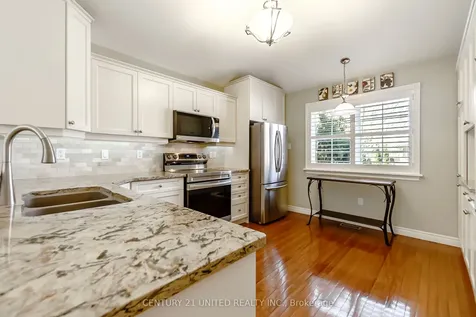 1742 Ravenwood Drive Peterborough ON K9K 2R6
