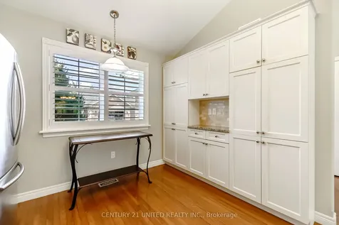 1742 Ravenwood Drive Peterborough ON K9K 2R6
