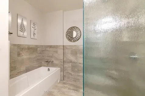 1742 Ravenwood Drive Peterborough ON K9K 2R6