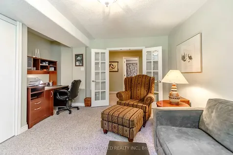 1742 Ravenwood Drive Peterborough ON K9K 2R6