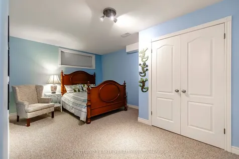 1742 Ravenwood Drive Peterborough ON K9K 2R6