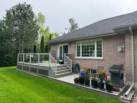 1742 Ravenwood Drive Peterborough ON K9K 2R6