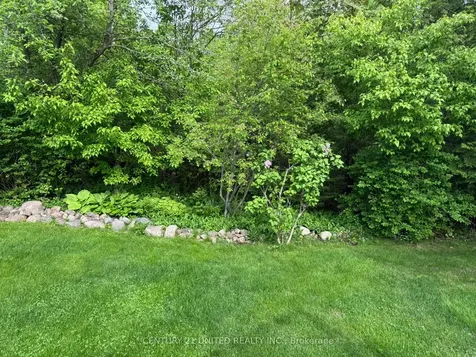 1742 Ravenwood Drive Peterborough ON K9K 2R6