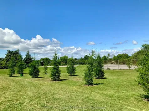 1742 Ravenwood Drive Peterborough ON K9K 2R6
