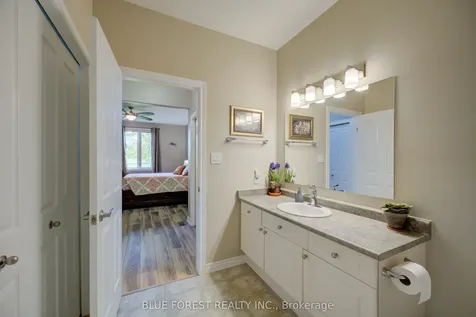 948 Colborne Street Brantford ON N3S 3T4