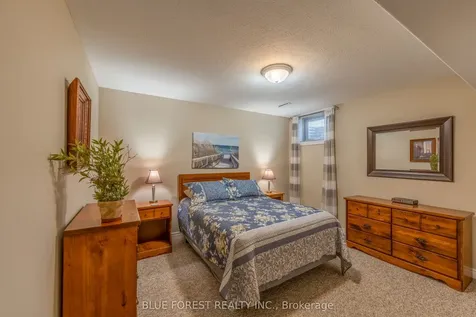 948 Colborne Street Brantford ON N3S 3T4