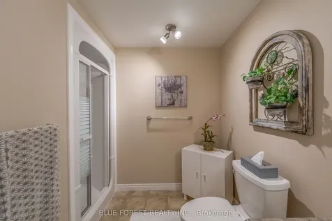 948 Colborne Street Brantford ON N3S 3T4