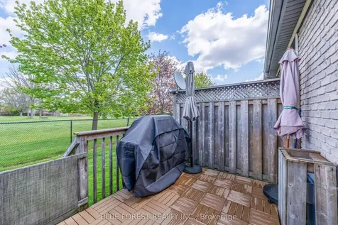 948 Colborne Street Brantford ON N3S 3T4