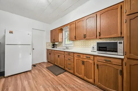 160 Murphy Street Wellington North ON N0G 2L3