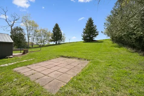 160 Murphy Street Wellington North ON N0G 2L3