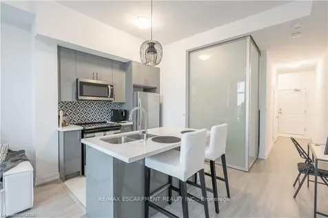 450 Dundas Street E Hamilton ON L8B 1Z2