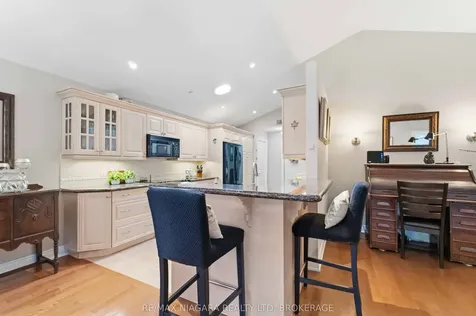 14 Nicholas Drive St. Catharines ON L2S 4C2