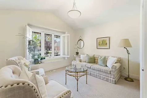 14 Nicholas Drive St. Catharines ON L2S 4C2