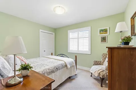 14 Nicholas Drive St. Catharines ON L2S 4C2