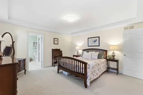 14 Nicholas Drive St. Catharines ON L2S 4C2