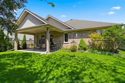 14 Nicholas Drive St. Catharines ON L2S 4C2
