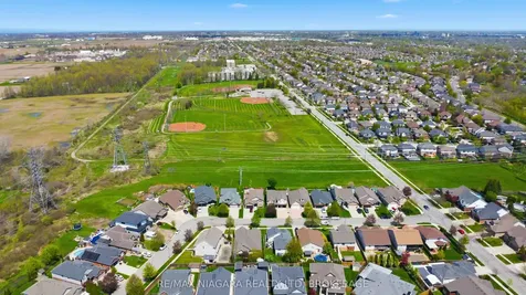 14 Nicholas Drive St. Catharines ON L2S 4C2