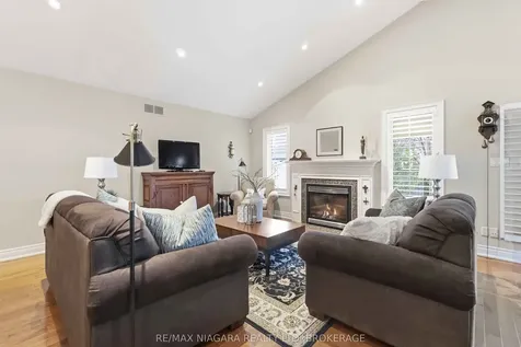 14 Nicholas Drive St. Catharines ON L2S 4C2