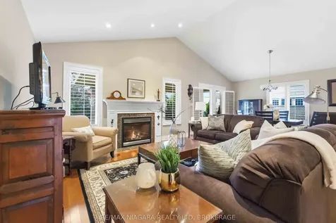 14 Nicholas Drive St. Catharines ON L2S 4C2