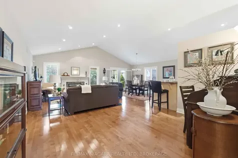 14 Nicholas Drive St. Catharines ON L2S 4C2