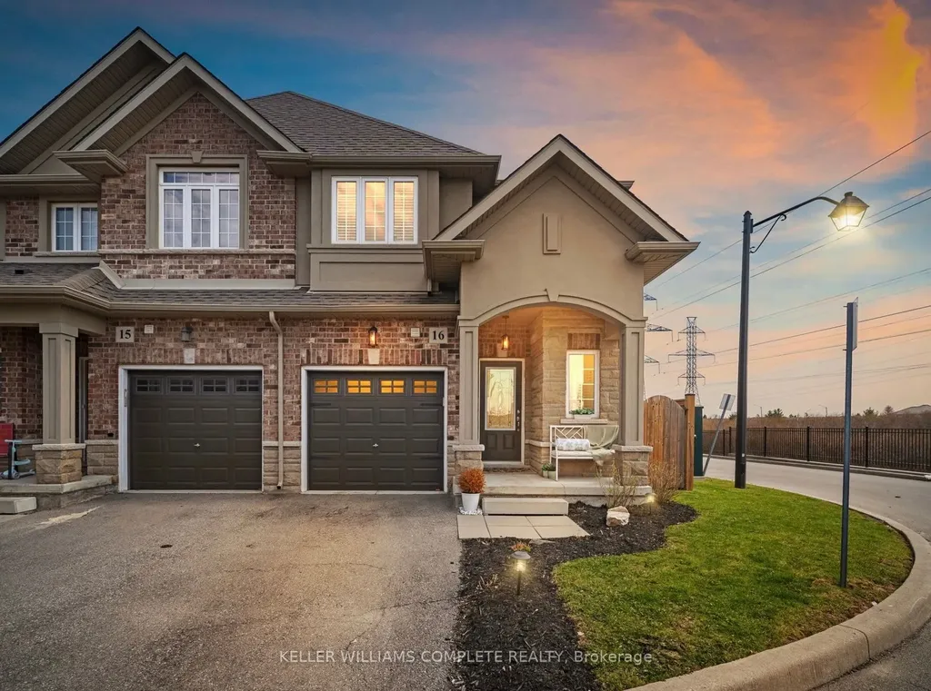 21 Madonna Drive Hamilton ON L9B 0H1
