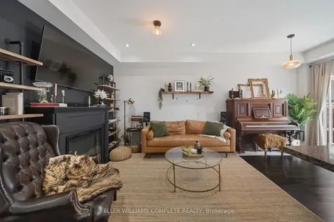 21 Madonna Drive Hamilton ON L9B 0H1