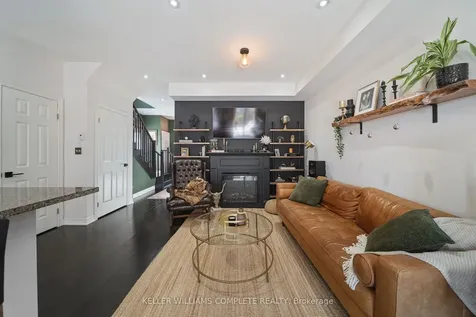 21 Madonna Drive Hamilton ON L9B 0H1