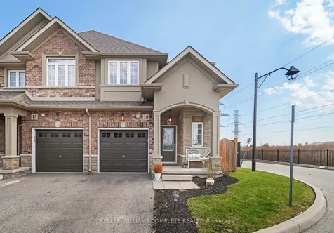 21 Madonna Drive Hamilton ON L9B 0H1