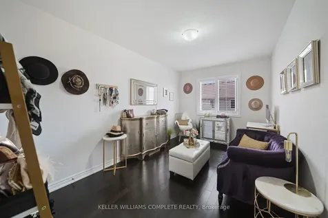 21 Madonna Drive Hamilton ON L9B 0H1