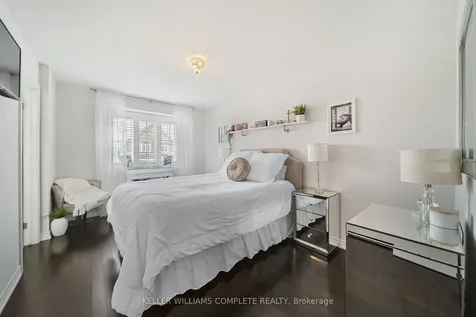 21 Madonna Drive Hamilton ON L9B 0H1