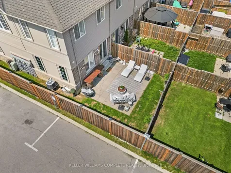 21 Madonna Drive Hamilton ON L9B 0H1