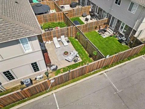 21 Madonna Drive Hamilton ON L9B 0H1